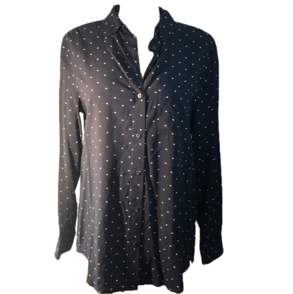 NWT Banana Republic long sleeve navy polka dot blouse